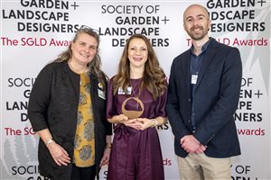 SGLD Awards 2026 Virtual Landscape Design winner Holly Birtles with sponsor The Landscape Institute