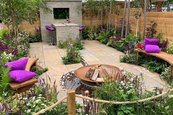 Woodland Fall Garden at Gardeners World Live 2021 - won Best in Show (Antony Lionel Garden Design and TAW Garden Landscapes)
Products used: Kebur Antique Yellow Limestone Paving and Tumbled Yellow Limestone Cladding, Larch Fencing, Scottish Cobbles