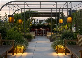 Gonzalo Morillo Holguin MSGLD - Penthouse in El Viso, Madrid. Photograph © Silvia Cerrada