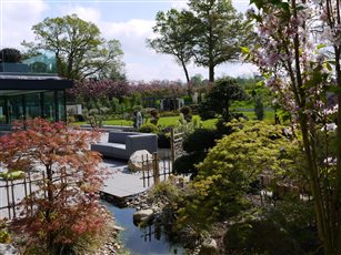 Contemporary Garden, Hertfordshire

BALI Principal Award Winner 2018 
Large Residential Garden Design
Photo: © John Nash
