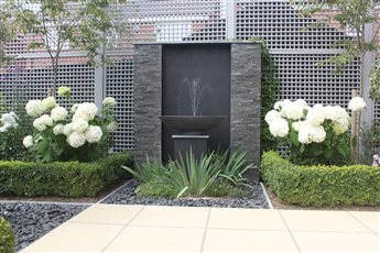 New Build Urban Courtyard garden 