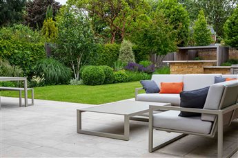 London contemporary city garden