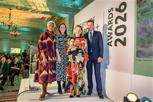 SGLD Awards 2026 People’s Choice Award winner Fi Boyle MSGLD with Clare Foggett representing The English Garden