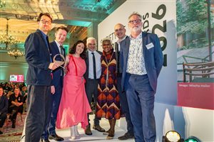 SGLD Awards 2026 Judges’ Award winner Adolfo Harrison MSGLD with sponsor Creepers Nursery and Main Awards head judge Richard Sneesby FLI