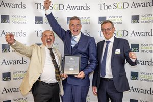 SGD Awards 2022 - Gavin McWilliam MSGD and Andrew Wilson FSGD - International Residential Landscapes & Gardens Winner - Sponsor Landform Consultants
