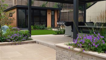 Bath city garden