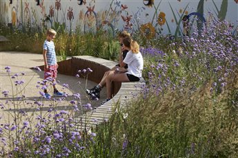 Glassfields pocket park in Bristol