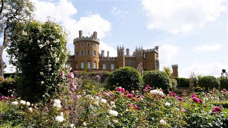 ABP Event: Visit to Belvoir Castle Rose Gardens with David Austin Rose Consultants - 08 July 2025