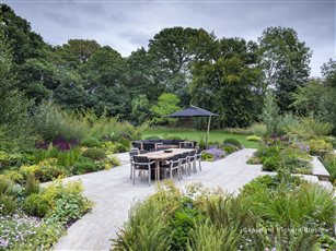 Hampshire SGD Winner Large Residential Garden 2020