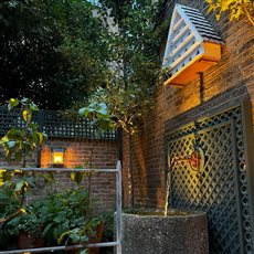 Primrose Hill Courtyard Garden
Lighting Design: DLX Lighting Limited 
Garden Design: Butter Wakefield Garden Design
Build: Landcraft UK 