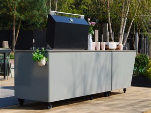 Vlaze Adapt modular outdoor kitchen