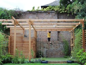 Oval garden
- Garden for play