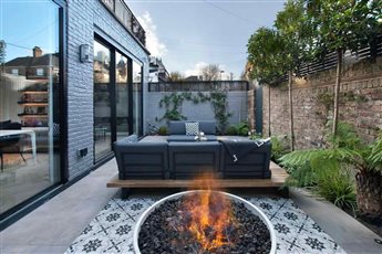 Courtyard Garden, Hampstead