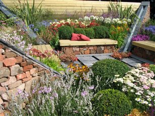 SHOW GARDEN