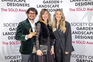 SGLD Awards 2026 International Residential Landscapes & Gardens winner Gonzalo Morillo Holguin MSGLD with sponsor Nth Degree Clerkenwell