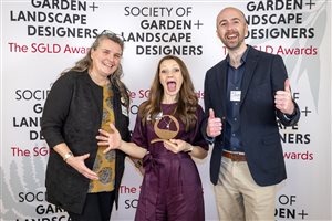 SGLD Awards 2026 Virtual Landscape Design winner Holly Birtles with sponsor The Landscape Institute