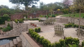 Formal garden with Pool