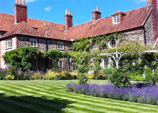 Private Residence - Country Estate Naturalism