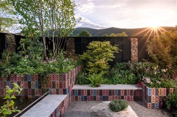 The RHS Gold Award-winning ONE garden at the RHS Malvern Spring Festival 2026. Photo credit: Fiona Walsh Landscapes