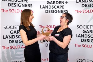 SGLD Awards 2026 Student Design - Small Domestic Gem winner Laura Bushnell with Rachel Bailey MSGLD representing elemental