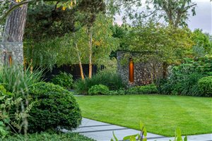 McWilliam Studio, Principal Designer Gavin McWilliam MSGLD - Marlow Garden. Photograph © Paul Upward