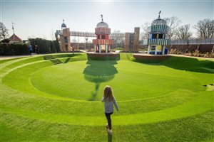 Robert Myers MSGD - Magic Garden - Photo David Hedges