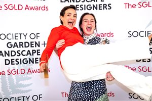 SGLD Awards 2026 Large Residential Landscapes & Gardens winner Miria Harris MSGLD with sponsor Stoneworld