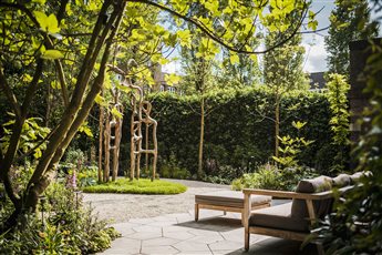 Mobilane’s Green Screens hedges shine in the enchanting garden transformation of Huize Zonnewijzer