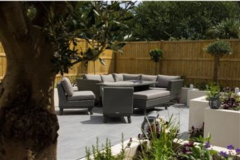 Contemporary low maintenance garden installed by Kebur Landscape Division and designed by Mistletoe Garden Design - Silver APL Award
Products: Kebur Thunderstorm Porcelain, SAiGE composite decking, KDM Tongue and Groove fencing and gate