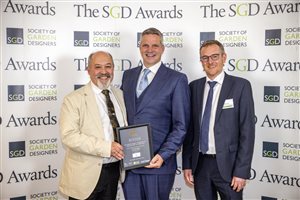 SGD Awards 2022 - Gavin McWilliam MSGD and Andrew Wilson FSGD - International Residential Landscapes & Gardens Winner - Sponsor Landform Consultants